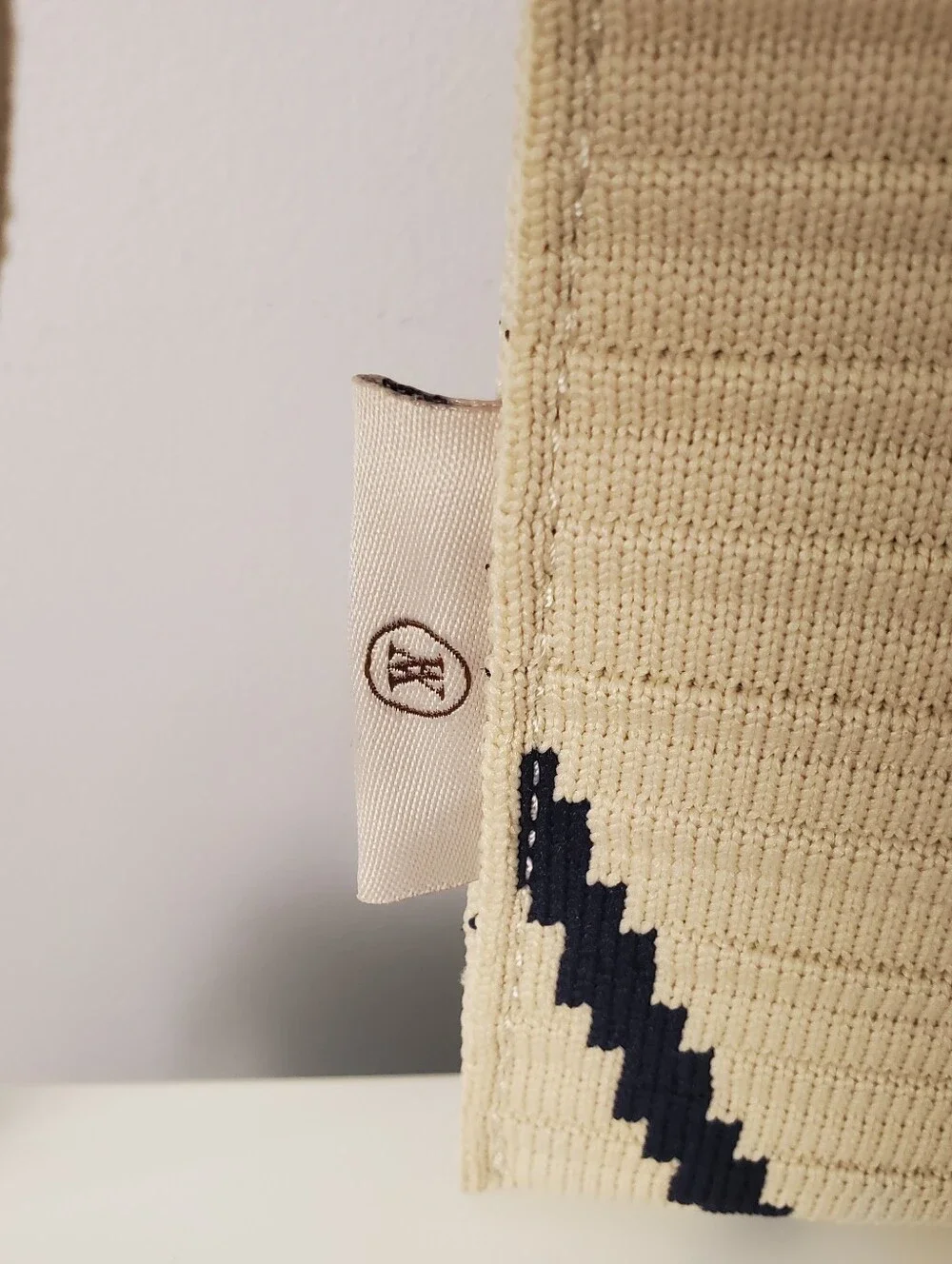 VIVAIA The Envelope Crossbody (Lucy)  Color: ivory chevron